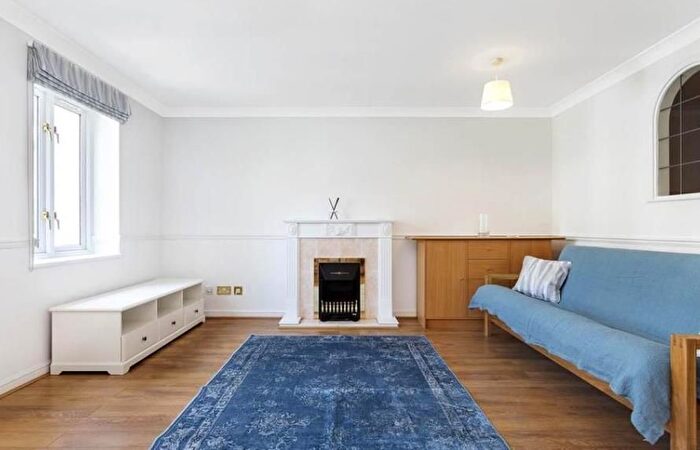 1 Bedroom Flat To Rent In Park Road, Marylebone, London, NW1