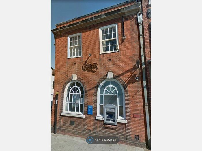 2 Bedroom Flat To Rent In Congleton, Congleton, CW12