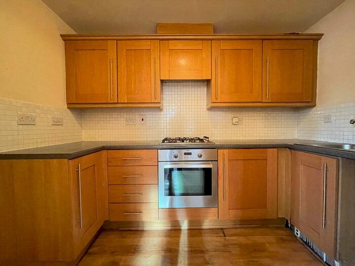 2 Bedroom Flat To Rent In Haunch Close, Kings Heath, Birmingham, B13