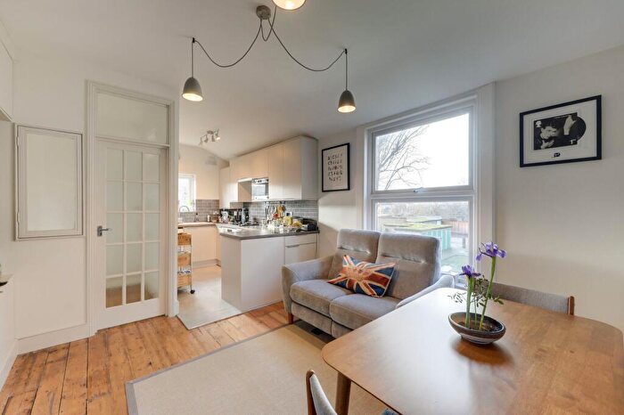 2 Bedroom Flat For Sale In Sangley Road, Catford, SE6