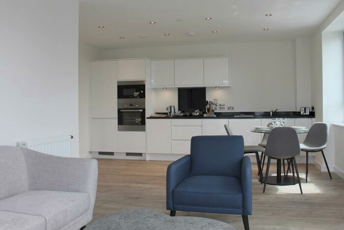 2 Bedroom Flat To Rent In Regency Heights, Lakeside Drive, Stonebridge, London, NW10