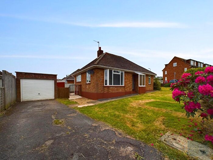 2 Bedroom Bungalow To Rent In Mount Pleasant Avenue, Exmouth, EX8
