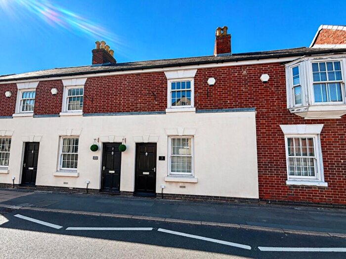 3 Bedroom Terraced House To Rent In High Street, Measham, DE12