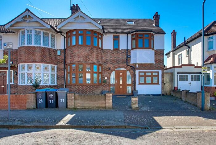 6 Bedroom Semi Detached House For Sale In Helena Road, London, NW10
