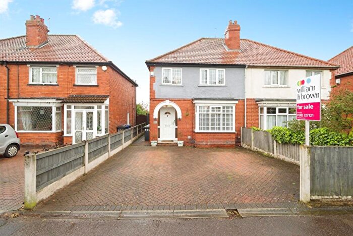 3 Bedroom Semi Detached House For Sale In The Grove, Wheatley Hills, Doncaster, DN2