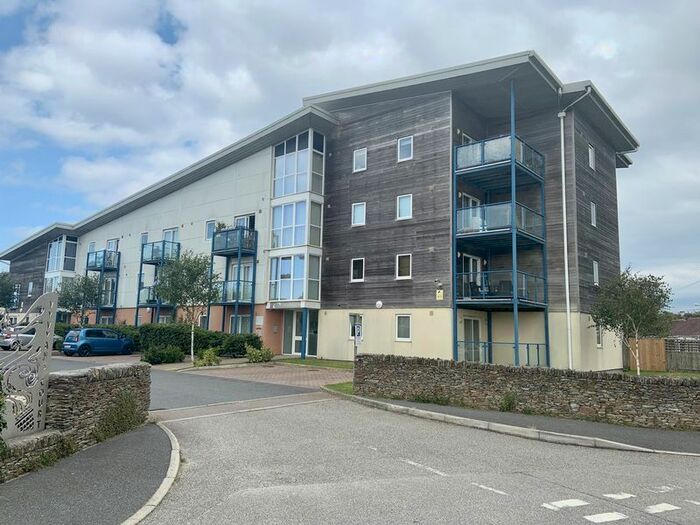 2 Bedroom Flat To Rent In Vyvyans Court, Tuckingmill, Camborne, TR14