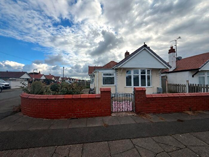 3 Bedroom Bungalow To Rent In Molineaux Road, Rhyl, Denbighshire, LL18