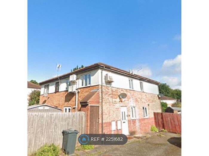 2 Bedroom Terraced House To Rent In Olden Road, Northampton, NN3