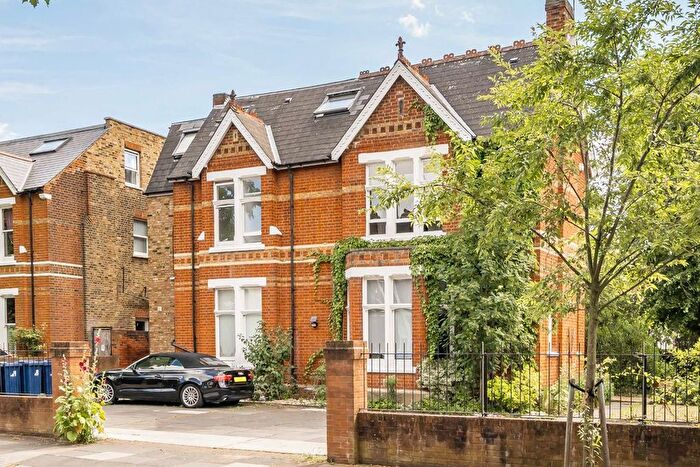 1 Bedroom Flat For Sale In Shaa Road, Acton, W3