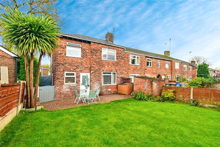 3 Bedroom Semi-Detached House For Sale In Beechfield Road, Manchester, Lancashire, M27