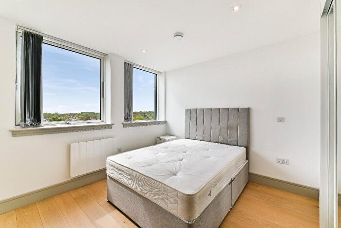 Studio To Rent In Middlesex House, High Street, Edgware, HA8