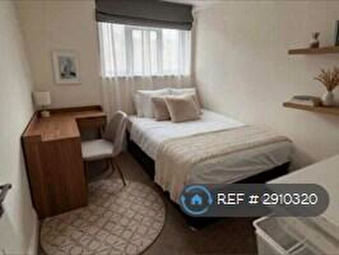 6 Bedroom Flat To Rent In Bond St, Bristol, BS1