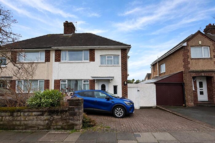 3 Bedroom Semi Detached House For Sale In Heather Bank, Wirral, Merseyside, CH63