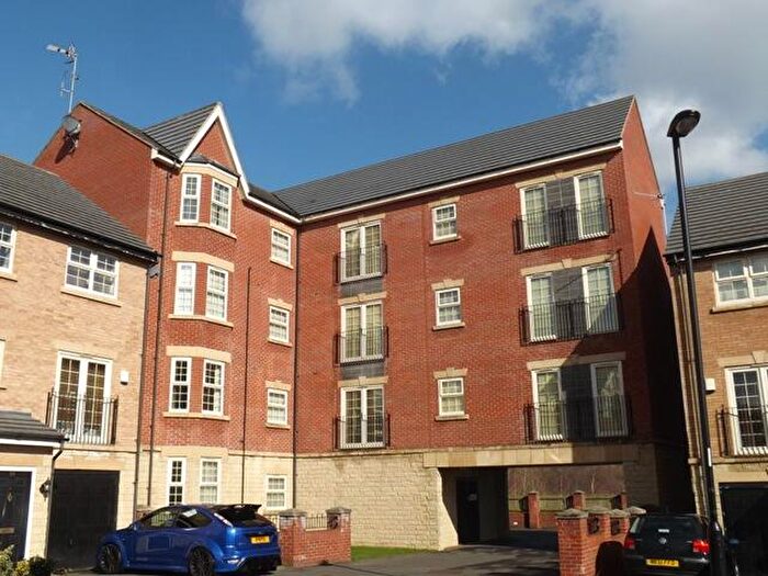 2 Bedroom Apartment To Rent In Upper Holywell, Holywell Heights, S4