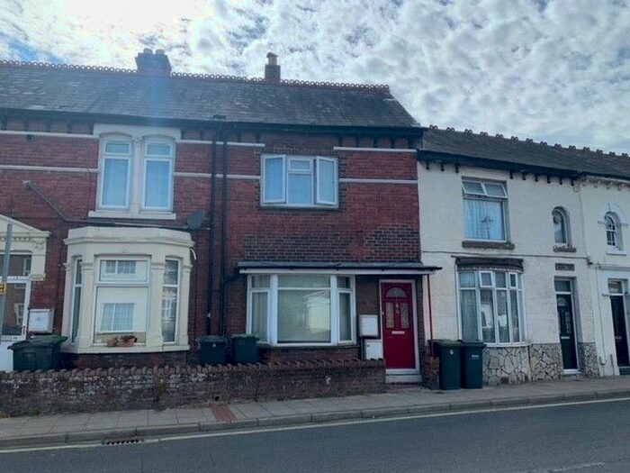 1 Bedroom Flat To Rent In North Street, Emsworth, PO10