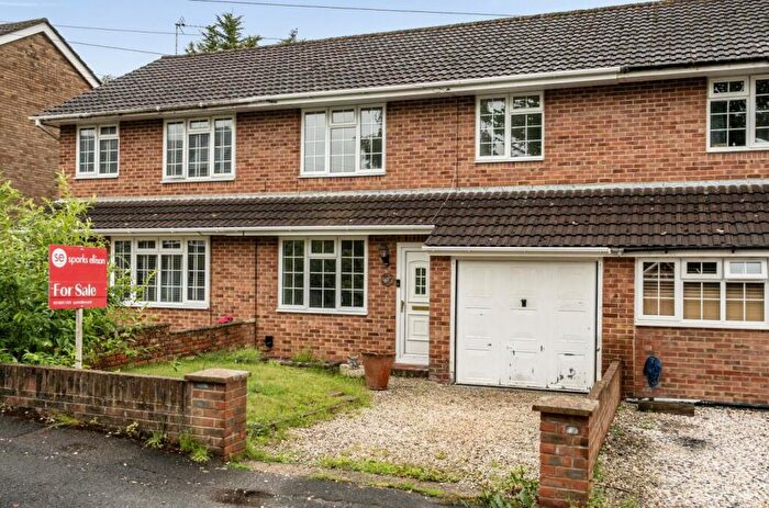 3 Bedroom Terraced House For Sale In Pantheon Road, Chandler's Ford, SO53