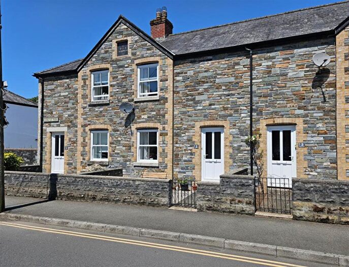 2 Bedroom Terraced House For Sale In Parkwood Road, Tavistock, PL19