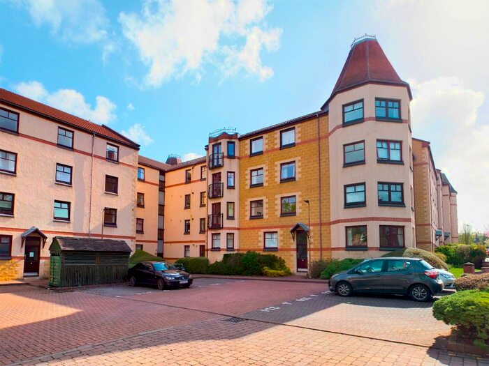 2 Bedroom Flat To Rent In West Bryson Road, Polwarth, Edinburgh, EH11