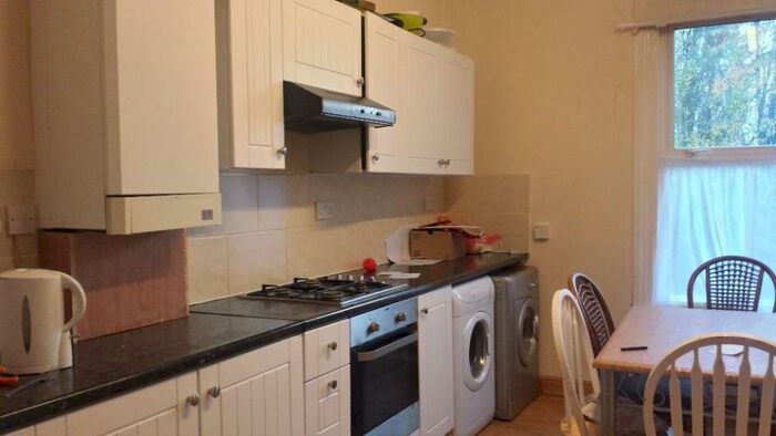 9 Bedroom Terraced House To Rent In Cardigan Road, LS6