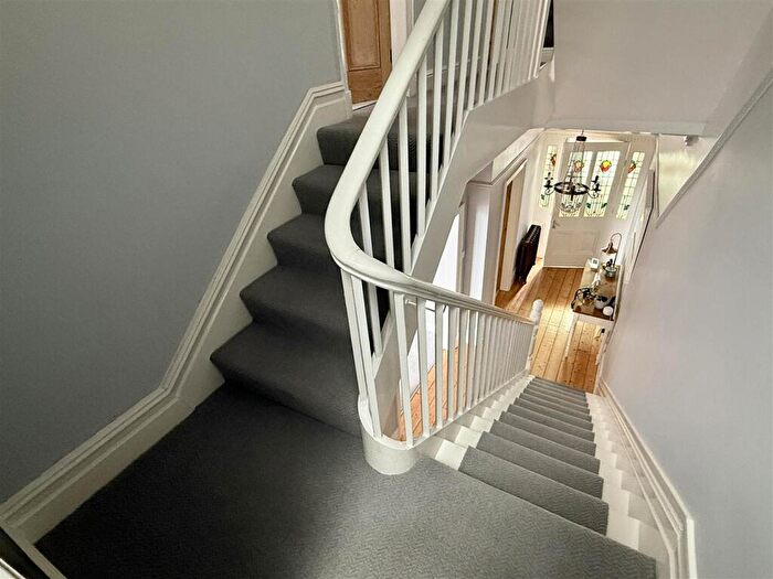 5 Bedroom Semi-Detached House For Sale In St. Andrews Road South, Lytham St Annes, FY8