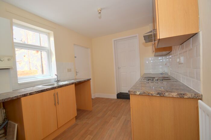 2 Bedroom Flat To Rent In Hyde Park Street, Gateshead, NE8