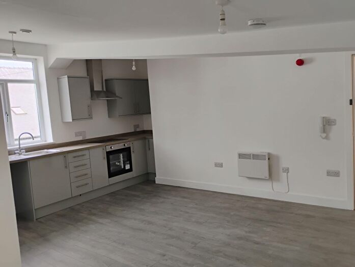 1 Bedroom Flat To Rent In West Street, Fishguard, SA65