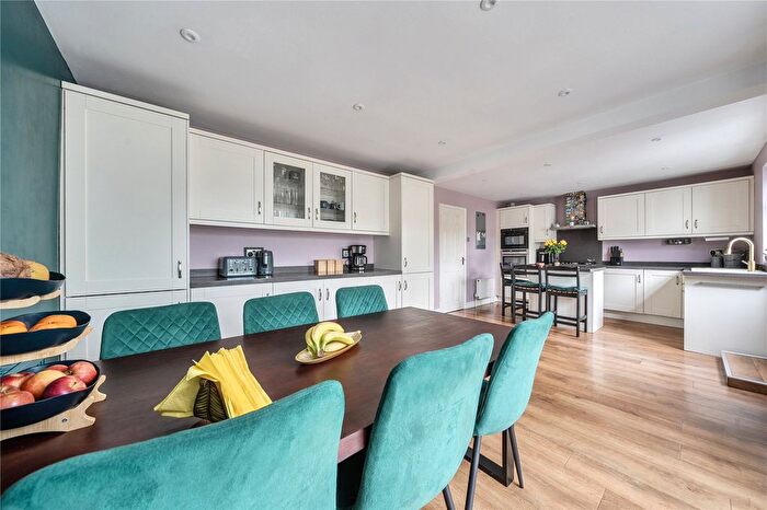 4 Bedroom Bungalow For Sale In Sunningvale Avenue, Biggin Hill, Westerham, Kent, TN16