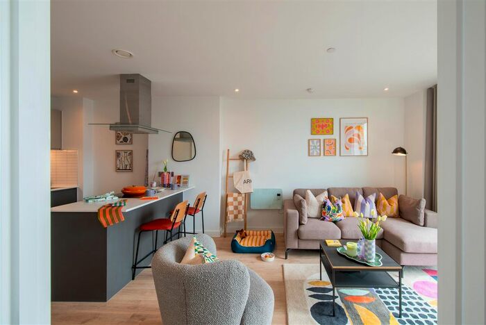 1 Bedroom Flat To Rent In Eda, Salford Quays, M50