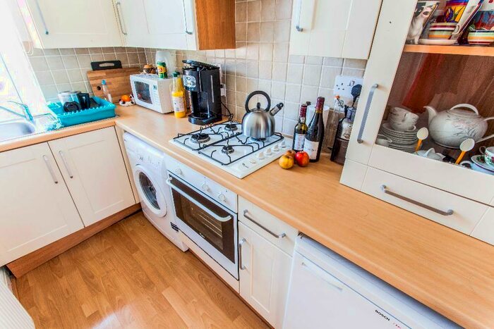 2 Bedroom House To Rent In Severn Grove, Pontcanna, Cardiff, CF11