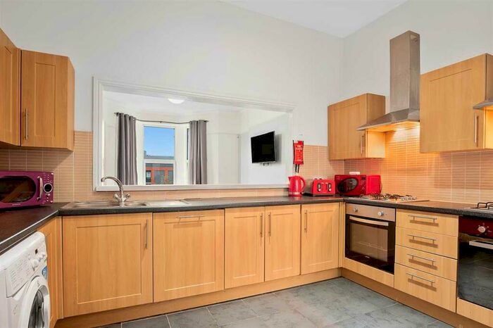 9 Bedroom Terraced House To Rent In Gordon Terrace, Plymouth, PL4