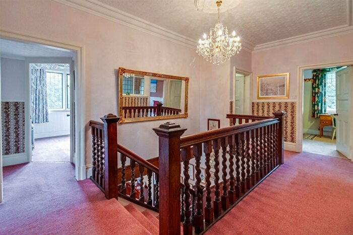 5 Bedroom Detached House For Sale In Hallmark Fine Homes | Chevet Lane, Sandal, Wakefield, WF2