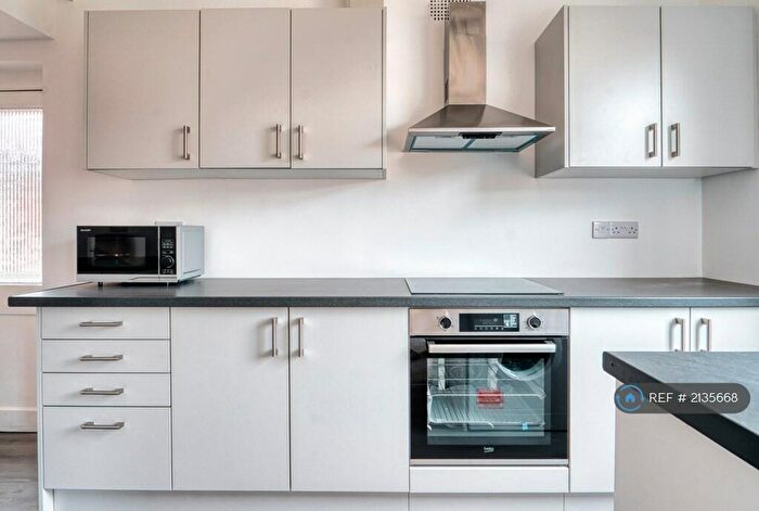 4 Bedroom Semi-Detached House To Rent In Pen Park Road, Bristol, BS10