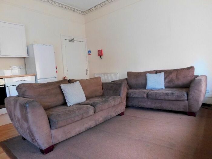 5 Bedroom Flat To Rent In Upper Craigs, Stirling Town, Stirling, FK8