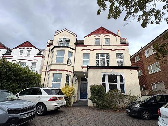 1 Bedroom Flat For Sale In Brighton Road, Sutton, SM2