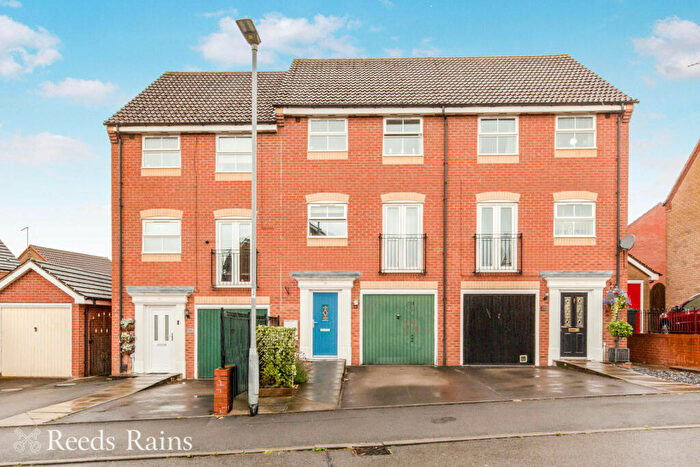 3 Bedroom Terraced House For Sale In Woodpecker Drive, Packmoor, Stoke-on-Trent, Staffordshire, ST7