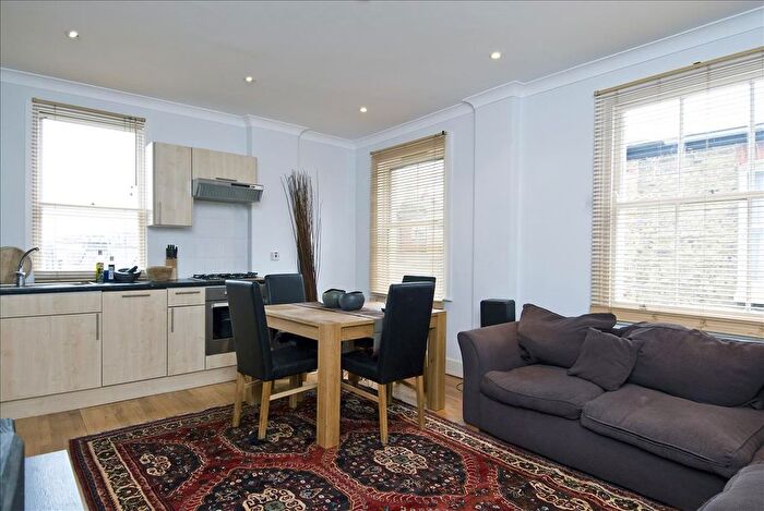 2 Bedroom Flat To Rent In Fulham Palace Road, London, SW6