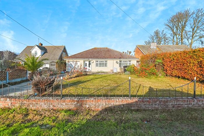 3 Bedroom Bungalow For Sale In Point Clear Road, St. Osyth, Clacton-on-Sea, Essex, CO16