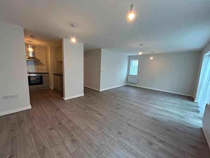 2 Bedroom Flat To Rent In Longmarsh Lane, Thamesmead, SE28