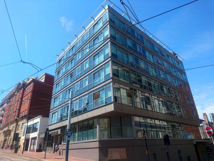 2 Bedroom Flat To Rent In Broughton House, West Street, Sheffield, South Yorkshire, Uk, S1