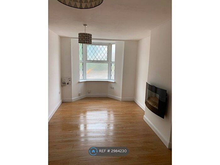 1 Bedroom Flat To Rent In Wellington Road, Bilston, WV14