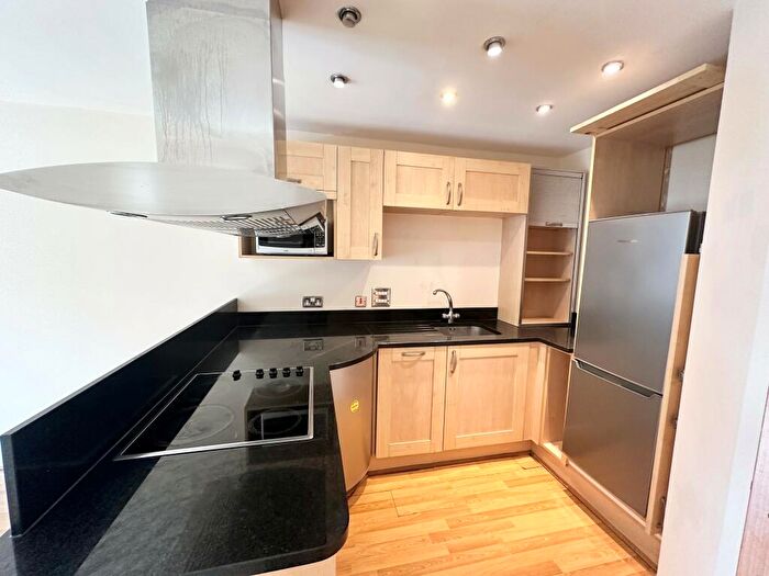 2 Bedroom Apartment To Rent In The Gallery, The Park, NG7