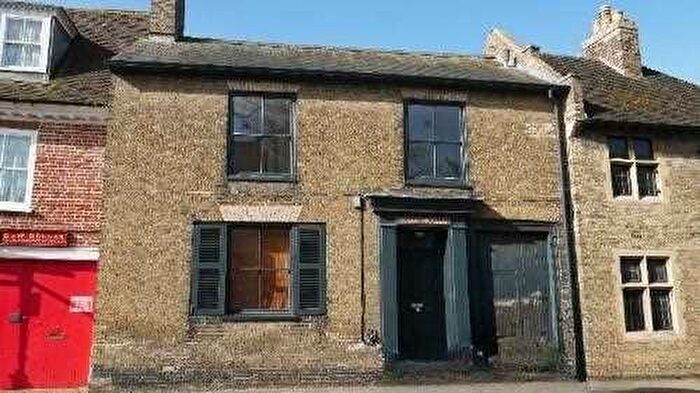 3 Bedroom Terraced House To Rent In York House, The Broadway, St Ives, PE27