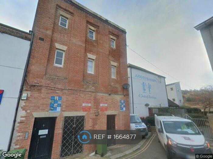 1 Bedroom Flat To Rent In Waterloo House, Hastings, TN34