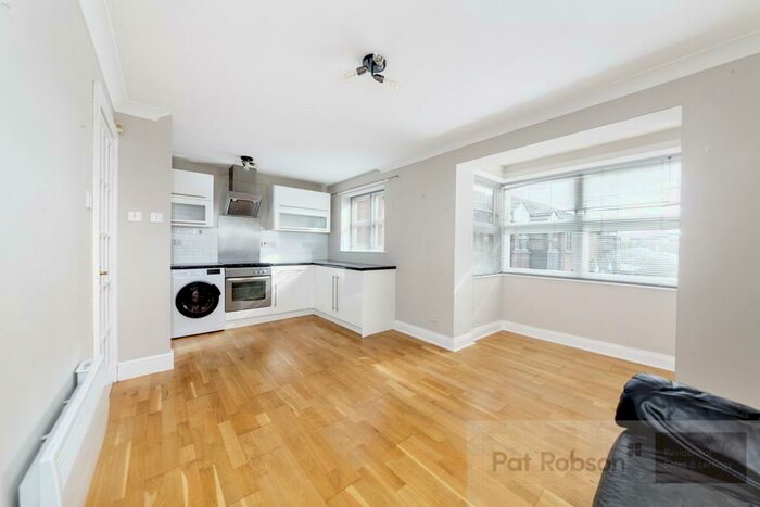 1 Bedroom Apartment To Rent In Portland Mews, Sandyford, NE2