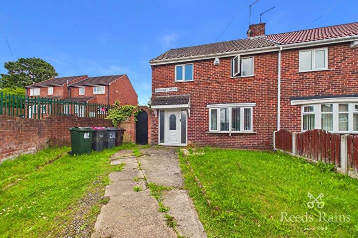 2 Bedroom Semi-Detached House For Sale In Bellscroft Avenue, Thrybergh, Rotherham, South Yorkshire, S65