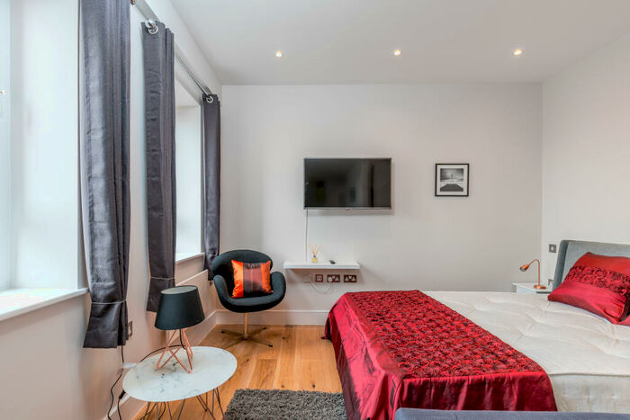 Flat To Rent In Finchley Road, London, NW3