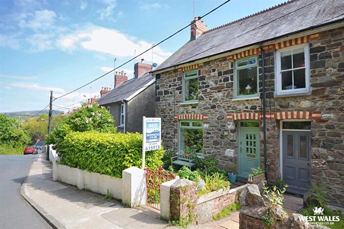 3 Bedroom Terraced House For Sale In The Slade, Fishguard, SA65