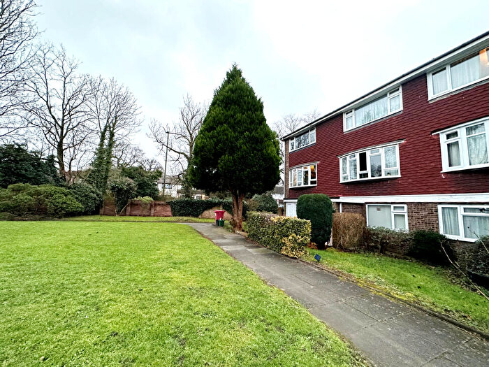 2 Bedroom Maisonette To Rent In Clareville Road, Orpington, BR5