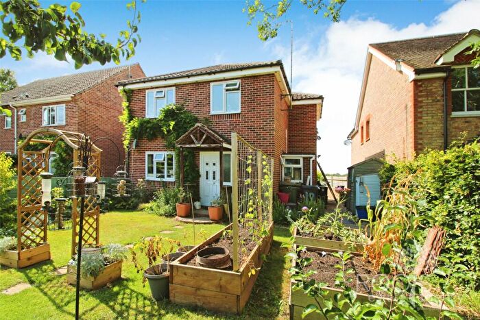 3 Bedroom Detached House For Sale In Manor View, Brimpton Road, Reading, Berkshire, RG7