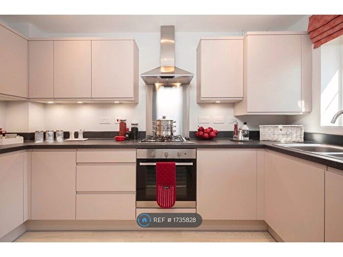 2 Bedroom Semi-Detached House To Rent In Tern Avenue, Horsham, RH12